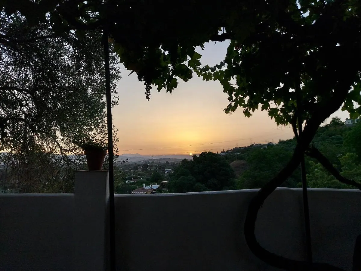 Casa Loko Bed & Breakfast Coin Spain