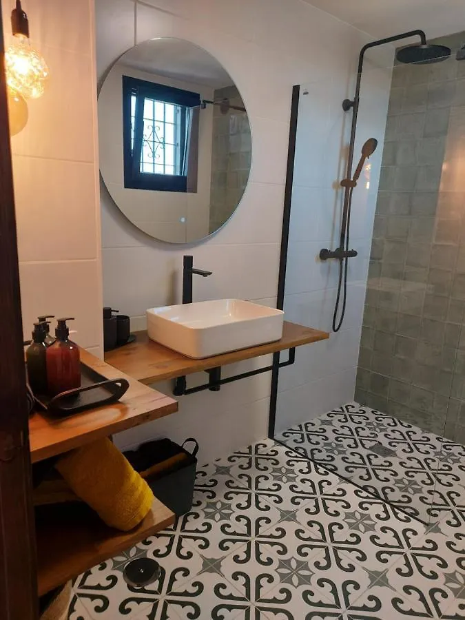 Casa Loko Bed & Breakfast Coin 0*,  Spain